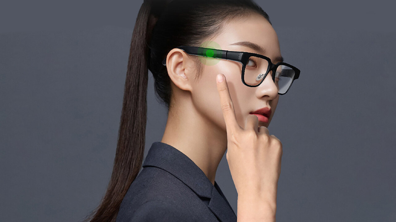 Lenovo'dan Yapay Zeka Destekli Teleprompter Akıllı Gözlük