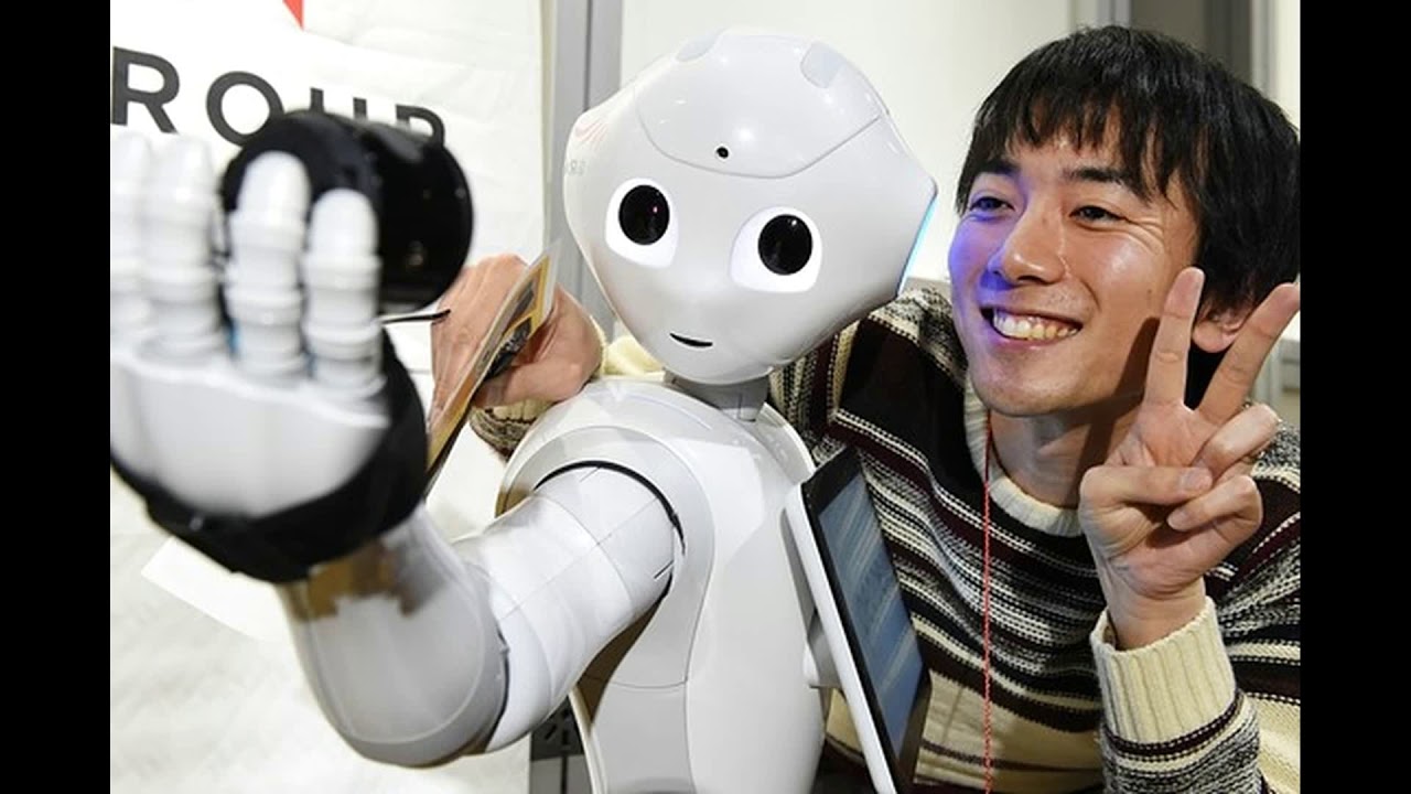 Japonya'daki bir fabrikadaki robot işçiler