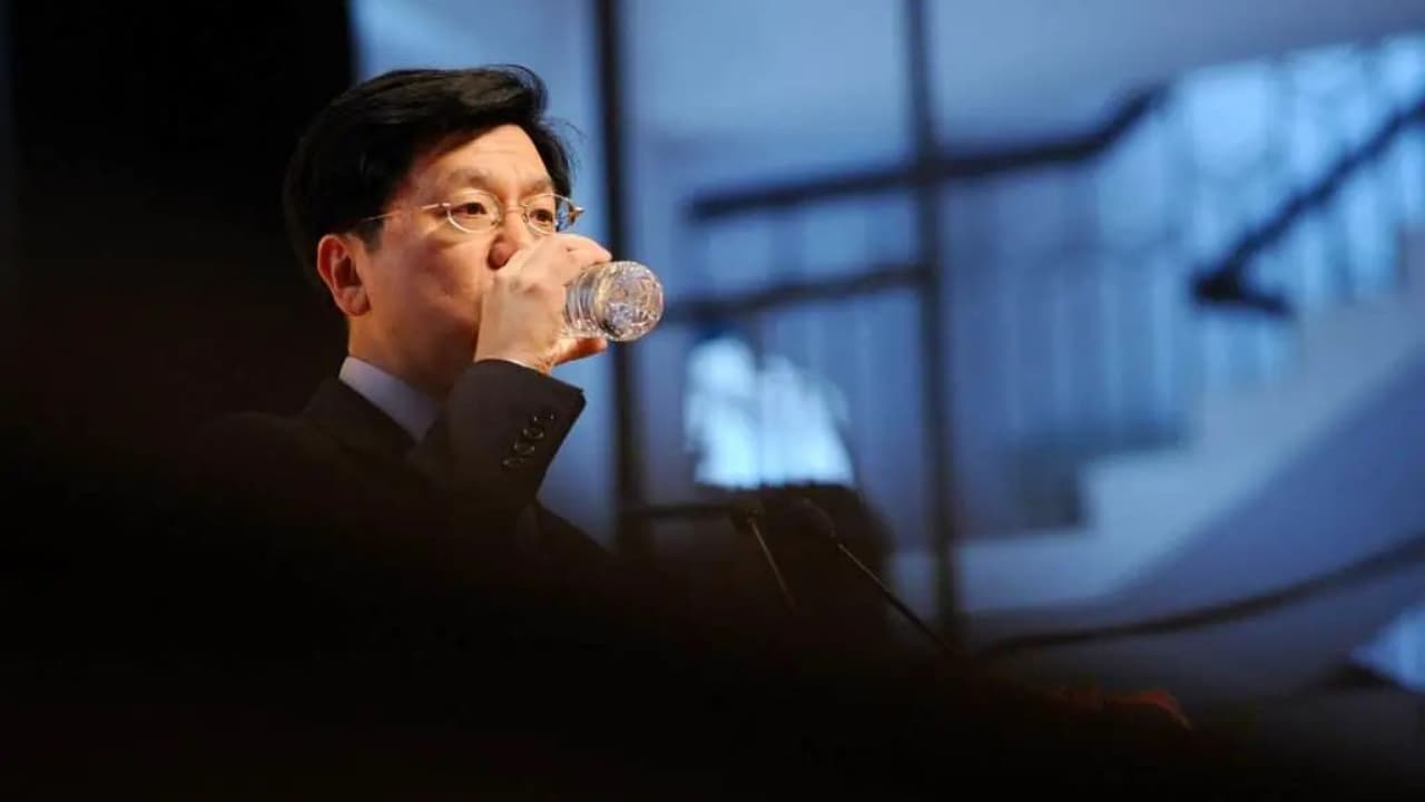 Kai-Fu Lee