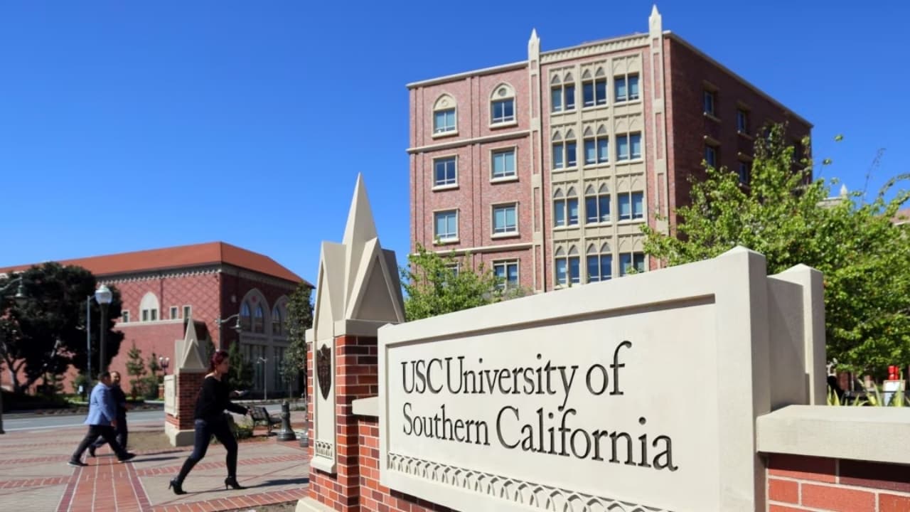 USC Rossier Eğitim Fakültesi