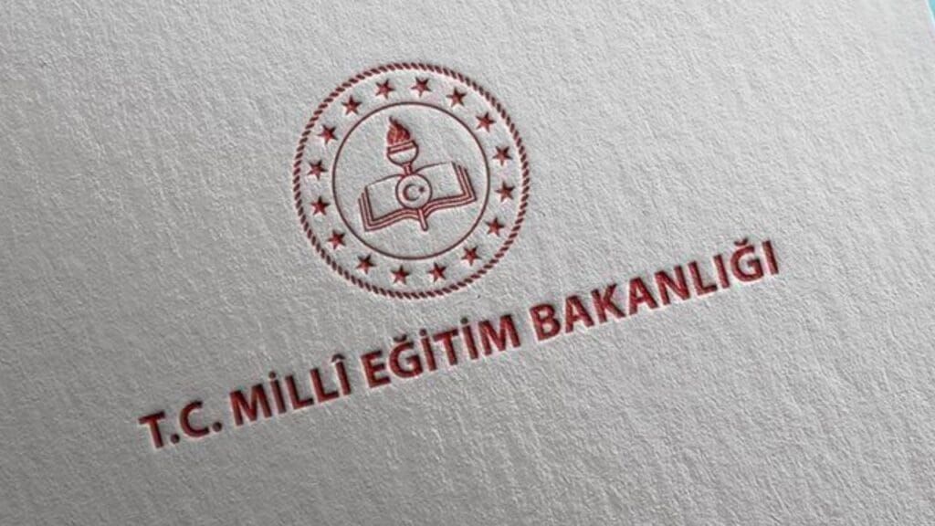 MEB Resmen Duyurdu: Yapay Zeka Dersi Verilecek!
