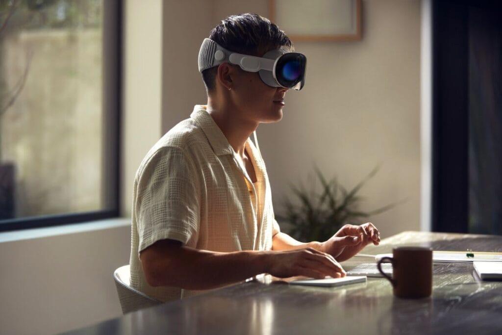 Apple Vision Pro: Gerçek ve Sanal Dünyaları Birleştiren Boyut!